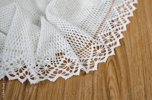 Crochet with white yarn.