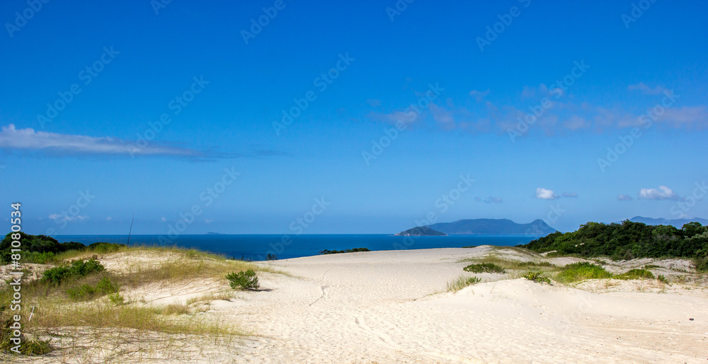 Obraz premium Horizonte, areia e mar
