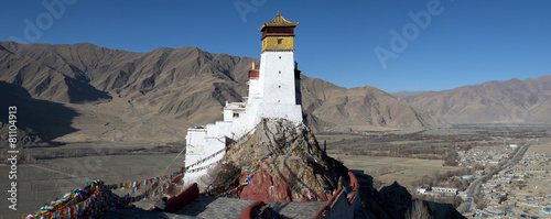 Yumbulagang Monastery, Tibet photo