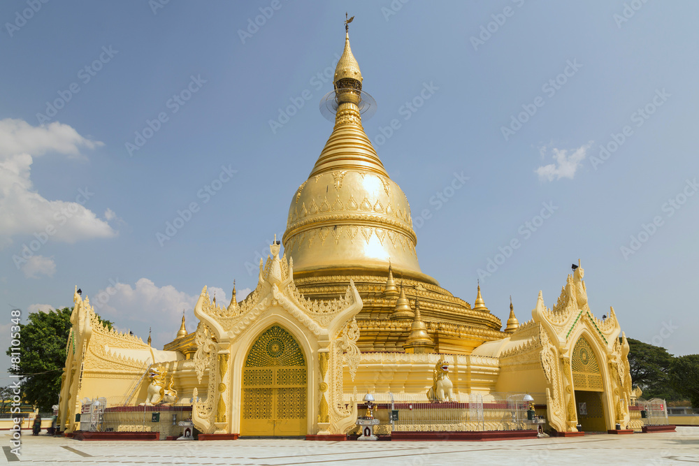 Fototapeta premium Maha Wizara Pagoda. Myanmar
