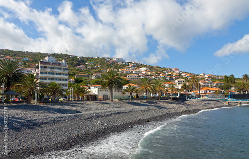 Foto Beach in Santa Cruz, Madeira island, Portugal