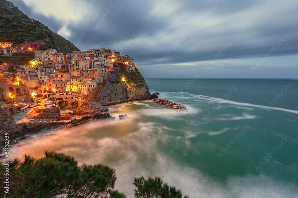Dawn over the bay in the National Park of Cinque Terre, Manarola