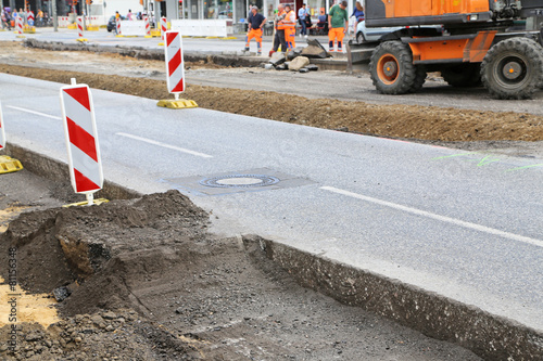 Fahrbahnerneuerung photo