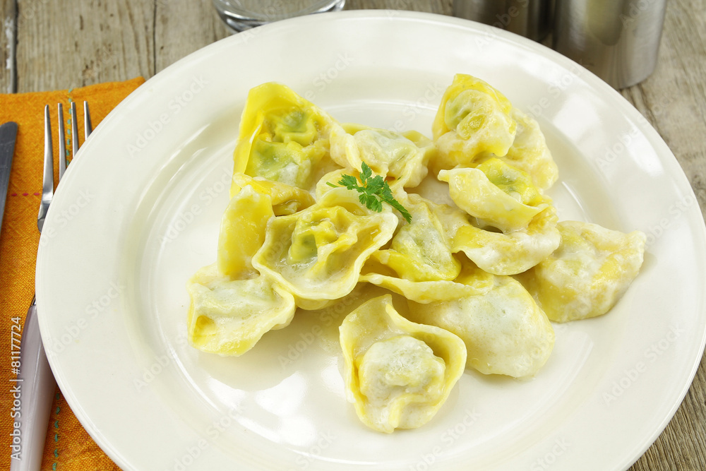 tortellini tortellini