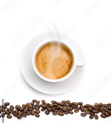 Kaffeetasse mit Kaffebohnen