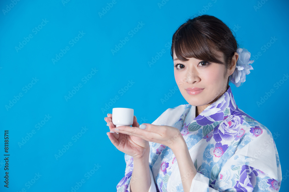 浴衣ポートレート(ブルーバック)