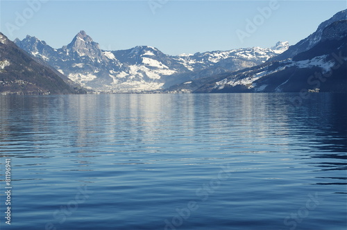 Schneeberge am Vierwaldstättersee © hachri