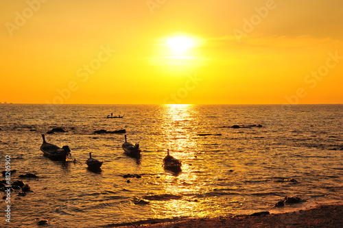 Beautiful Beach at Sunset Backgrounds © karinkamon