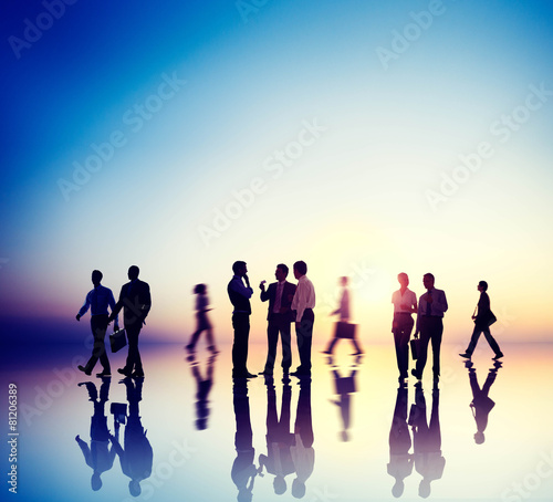 Silhouette People Meeting Cityscape Team Concept