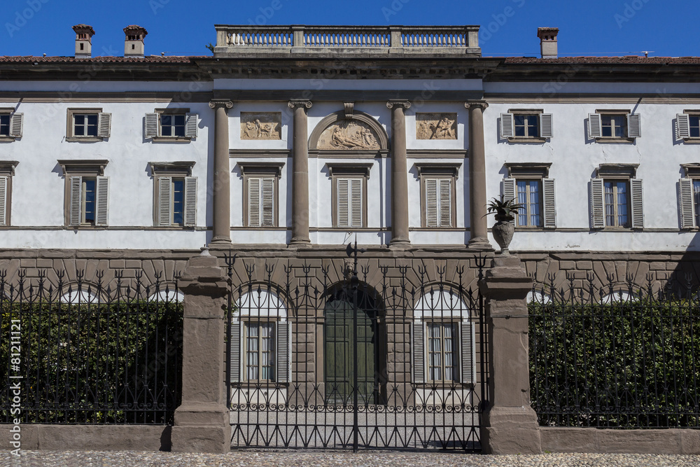 Fototapeta premium Ancient villa