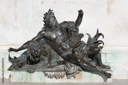 Fotografi Allegorical statue of the Rhone river