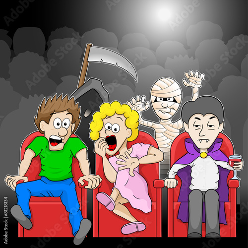 ein Pärchen schaut sich einen Horrorfilm im Kino an