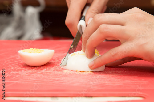sliced boiled egg