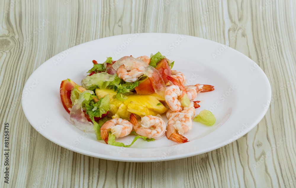 Shrimps with aloe vera salad