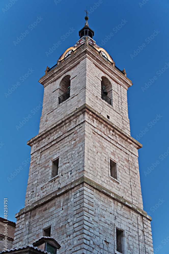 Torre de la catedral de Ciudad Real al atardecer, España