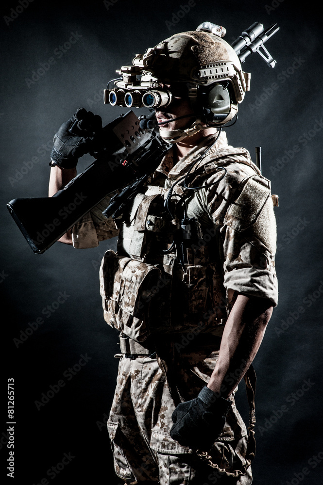 soldier man hold Machine gun fashion