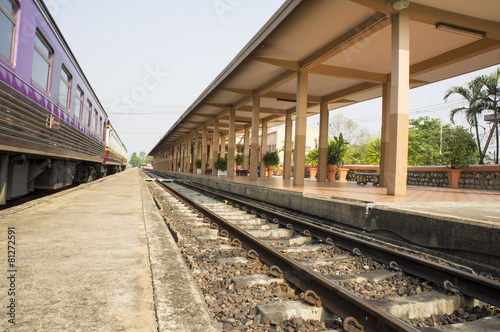 train station travel tourist shipping product concept