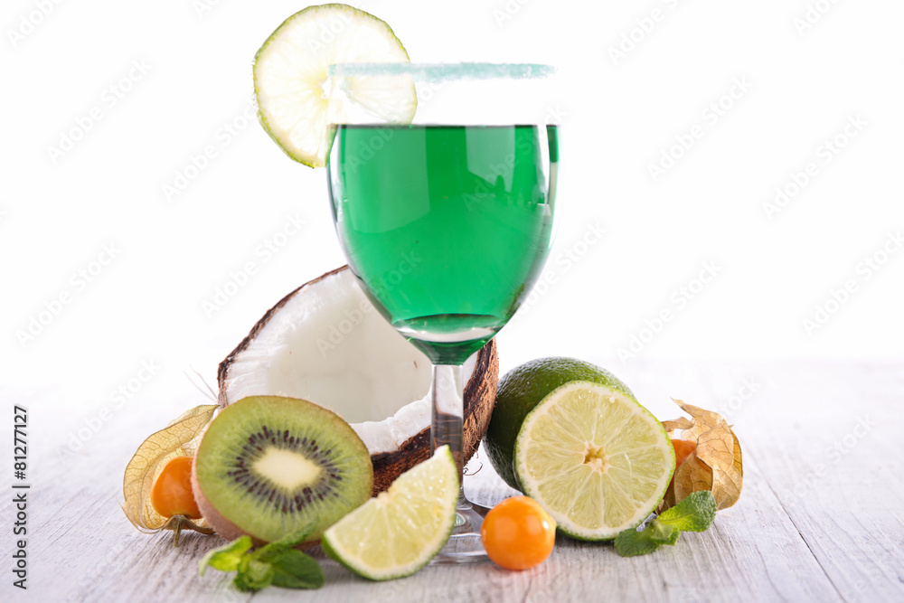 Fototapeta premium cocktail drink