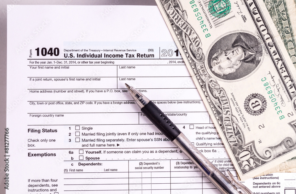 Obraz premium Tax form and Money