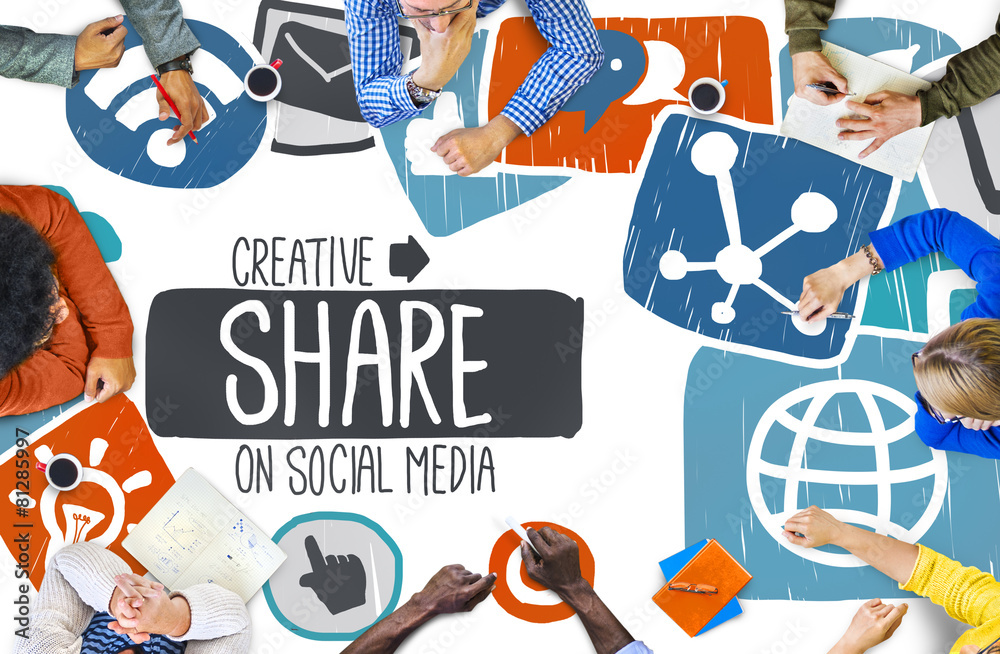 Obraz premium Share Sharing Social Media Networking Online Download Concept