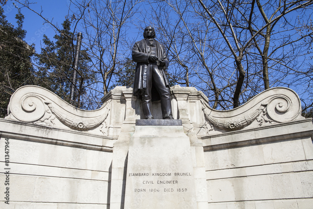 Obraz premium Isambard Kingdom Brunel Statue in London