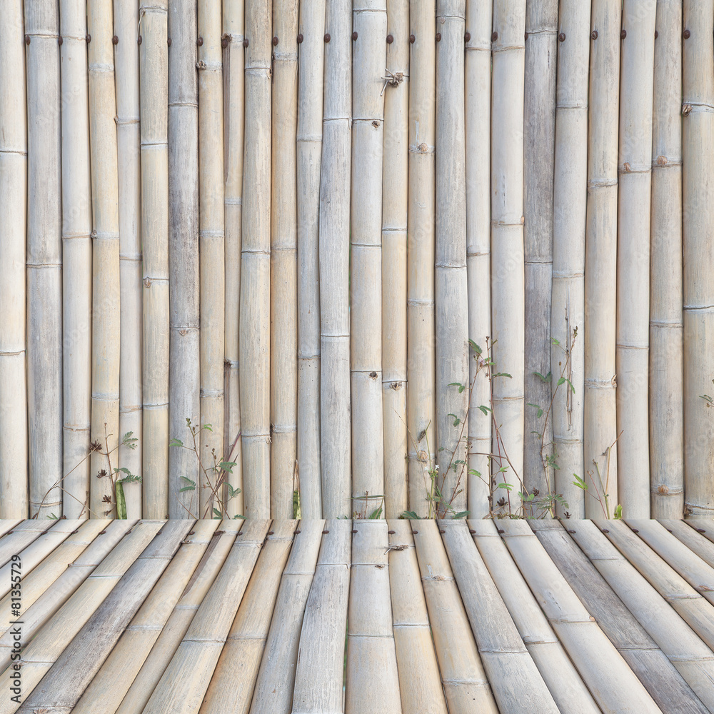 Fototapeta premium old bamboo fence background