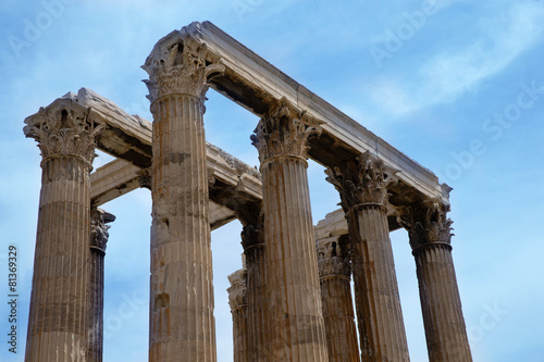 Temple of the Olympian Zeus © Pakhnyushchyy