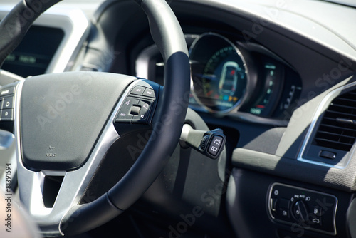 Car steering wheel and dashboard © Artwell