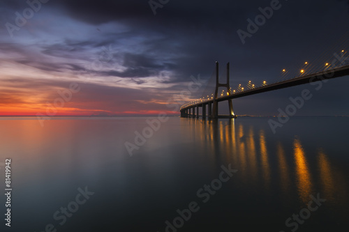 Imagem da Ponte Vasco da Gama ao Amanhecer © p_rocha