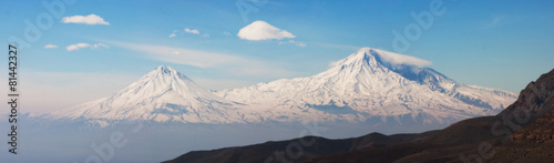Biblical Mt. Ararat © graphics.vp