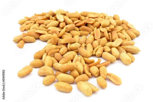 peanuts with salt