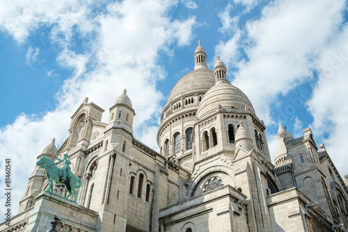 Paris , Sacré coeur . . .