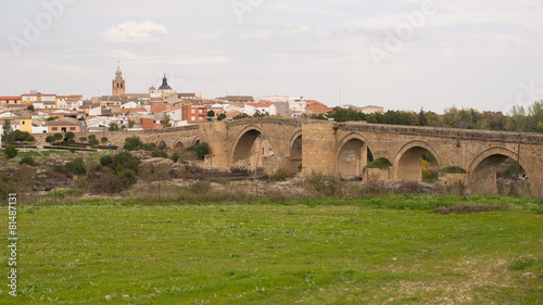 Puente gótico de El Puente del Arzobispo