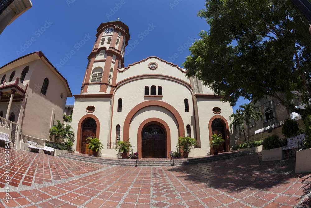 Iglesia Santa Cruz de Manga