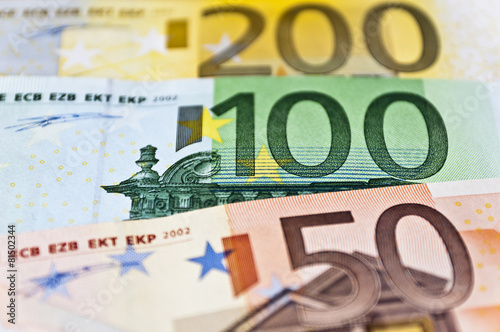 viele verschiedene Euro-Geldscheine