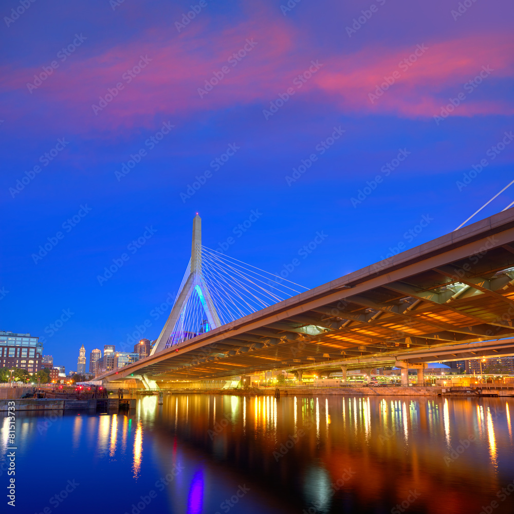 Obraz premium Boston Zakim bridge sunset in Massachusetts