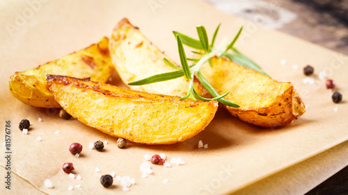 Kartoffelspalten - Wedges photo