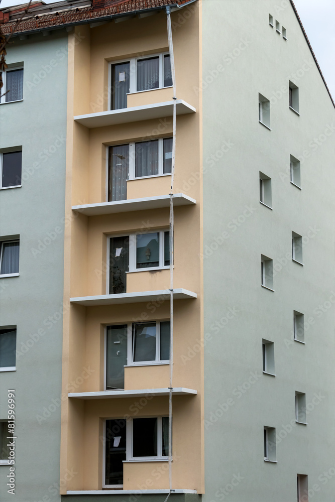 Obraz premium Wohnhaus wird saniert
