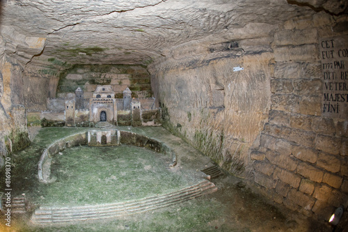 Slika na platnu Paris Catacombs Skulls and bones