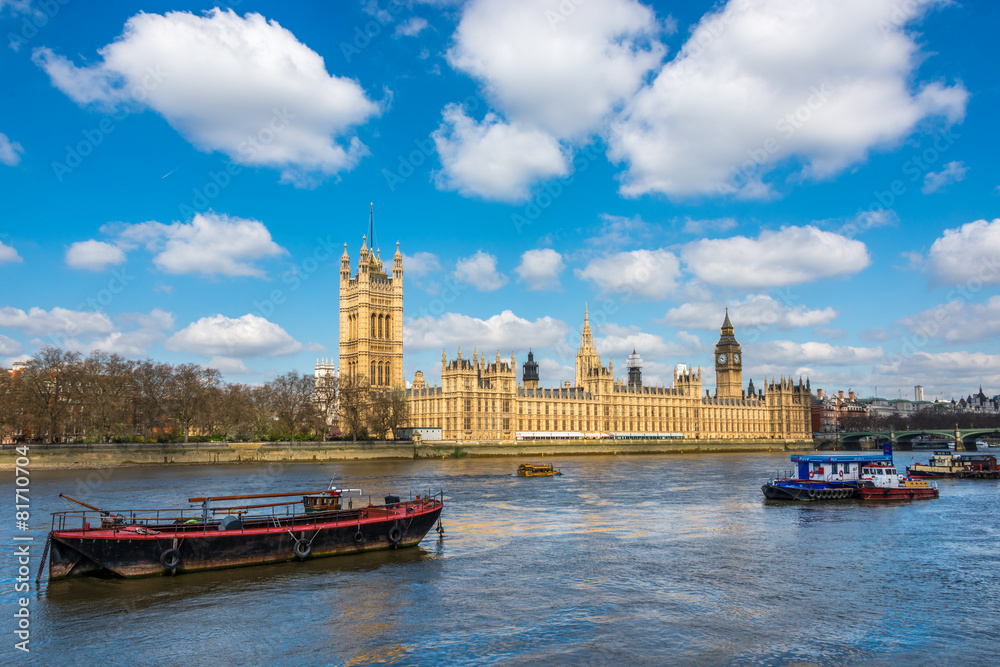 Obraz premium Houses of Parliament in London