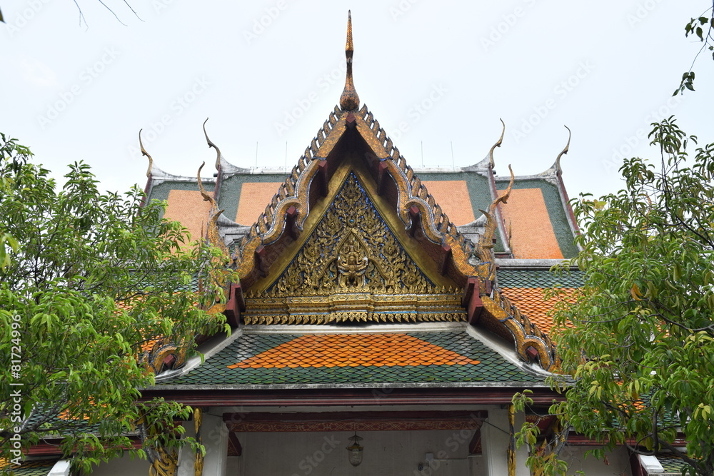 Fototapeta premium Wat Suthat in Bangkok