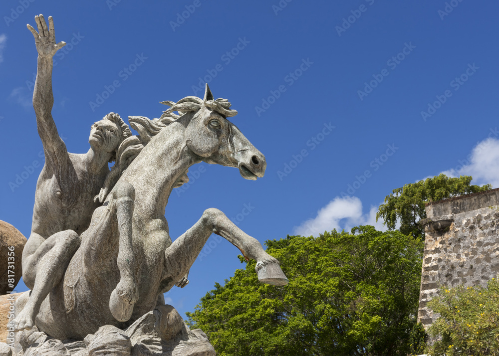 Horse detail of Raices Statue.