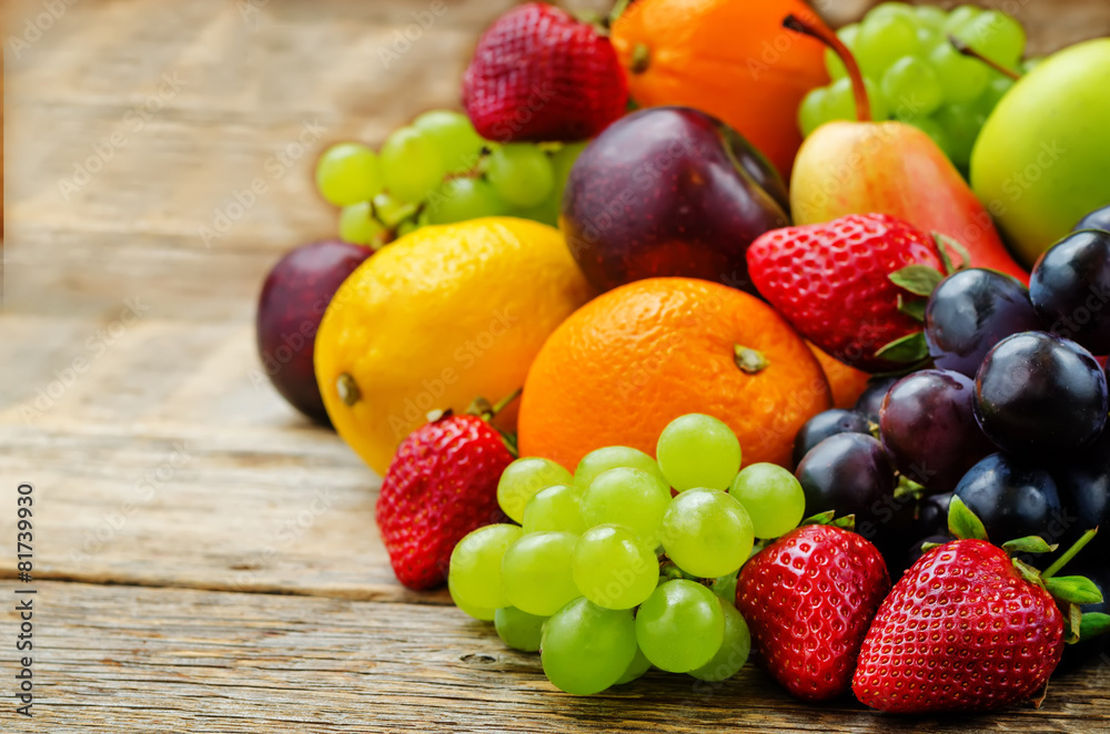 fruits. mango, lemon, plum, grape, pear, orange, Apple, banana, fruits. mango, lemon, plum, grape, pear, orange, Apple, banana,