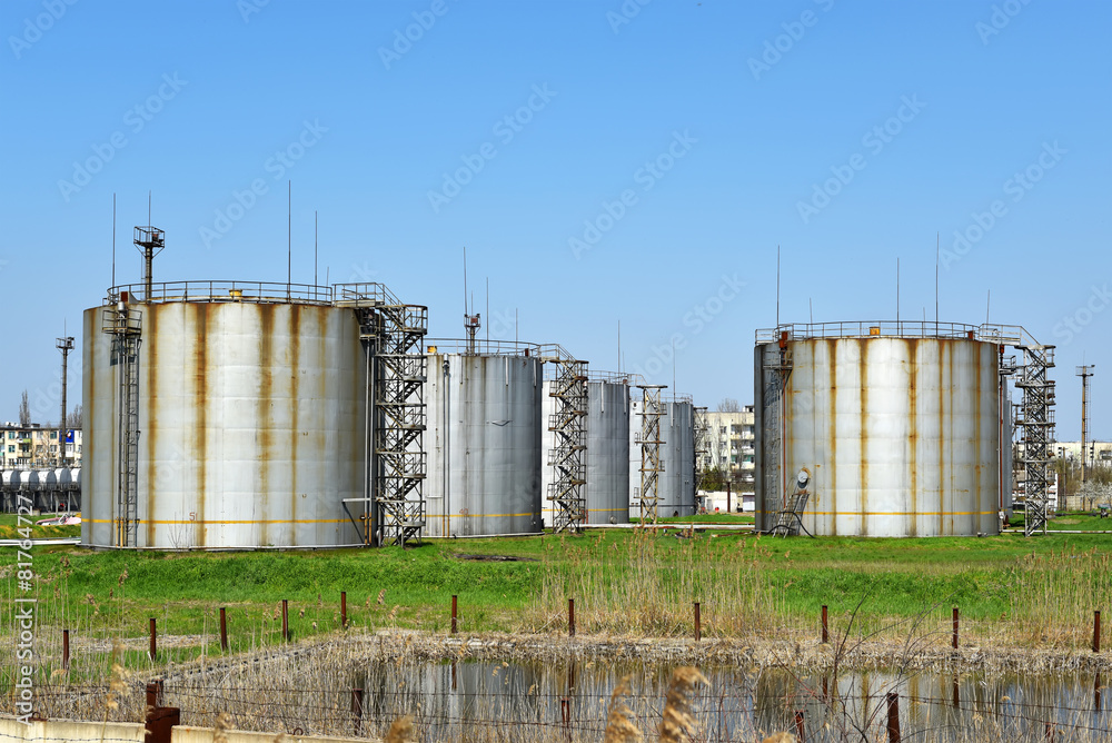 tanks for oil