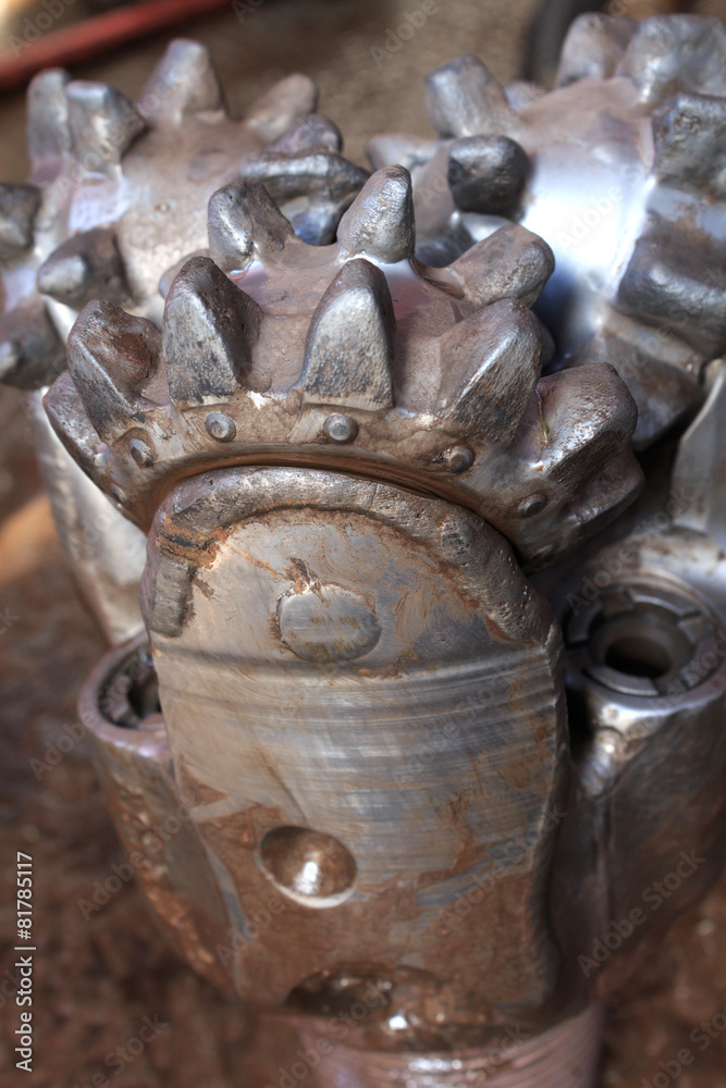 Used Rock (Tri-Cone) Bit for Oil and Gas Well Drilling - Petrole Used Rock (Tri-Cone) Bit for Oil and Gas Well Drilling - Petrole