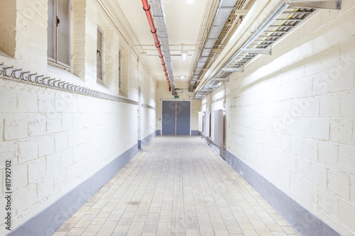 corridor © denboma