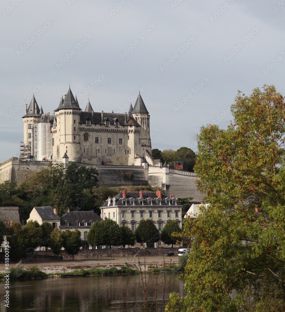 Obraz premium Château de Saumur près de la Loire.