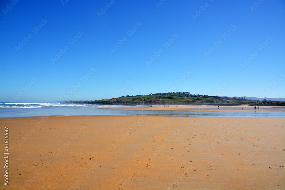 panoramica de la playa de oyambre, Cantabria panoramica de la playa de oyambre, Cantabria