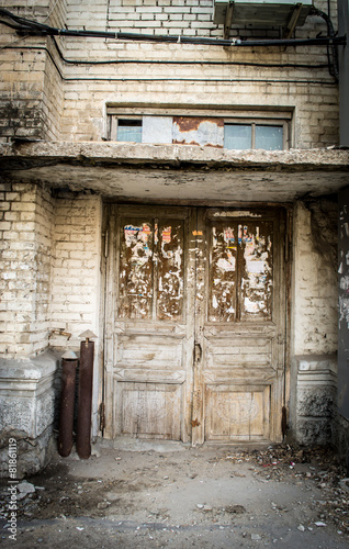 Abandoned Doorway © johndwilliams