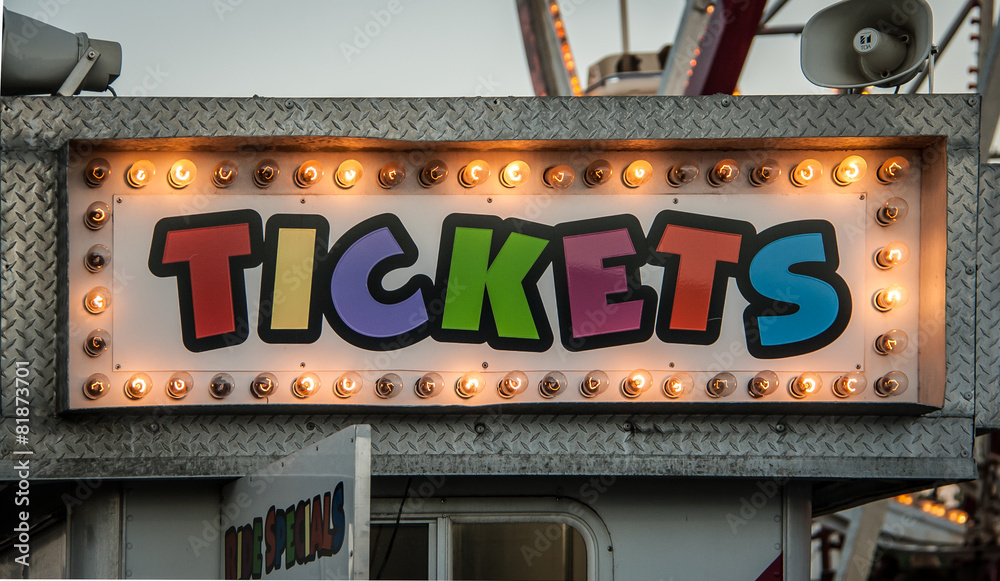 Obraz premium neon ticket sign